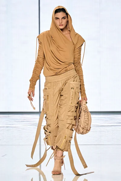 Look 31